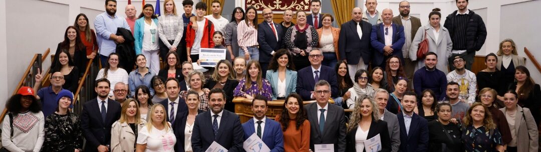 Necesitamos políticas valientes contra la pobreza